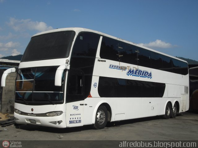 Expresos M�rida 0237 por Alfredo Montes de Oca