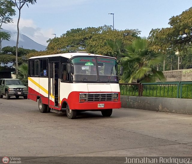 DC - S.C. Plaza Espaa - El Valle - Coche 006 por Jonnathan Rodrguez