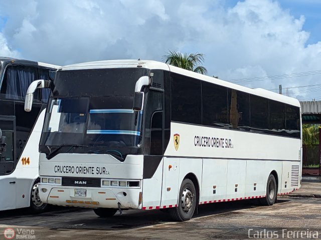 Cruceros Oriente Sur 145 por Carlos Ferreira