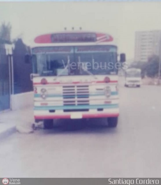 Expresos Bayavamarca 012 por Oliver Castillo