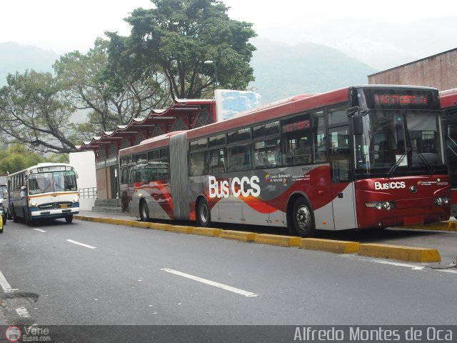 Garajes Paradas y Terminales Caracas por Alfredo Montes de Oca