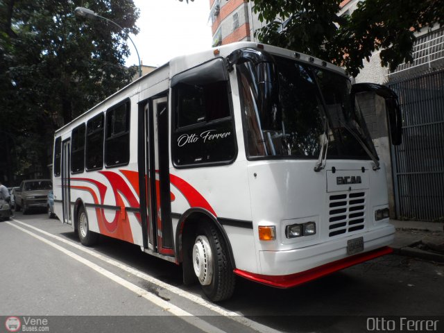 Particular o Desconocido 025 por Otto Ferrer