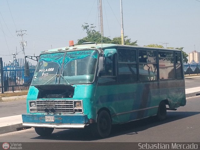 ZU - Asociaci�n Cooperativa Milagro Bus 09 por Sebasti�n Mercado