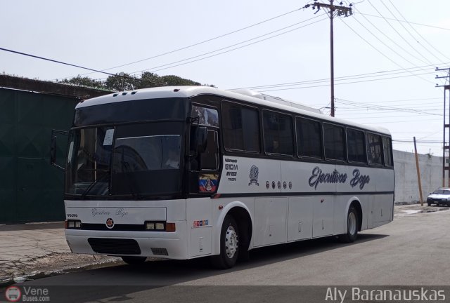 Ejecutivos Boga 12 por Aly Baranauskas