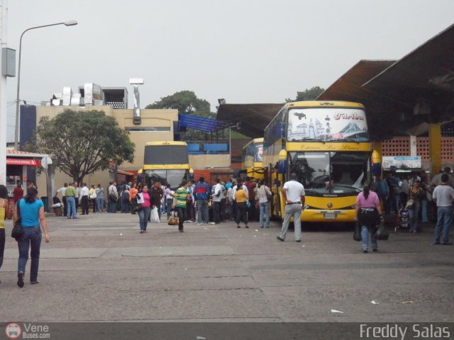 Garajes Paradas y Terminales San-Cristobal por Freddy Salas