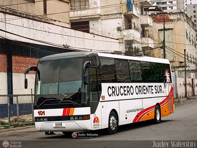 Cruceros Oriente Sur 101 por Juder Valentn