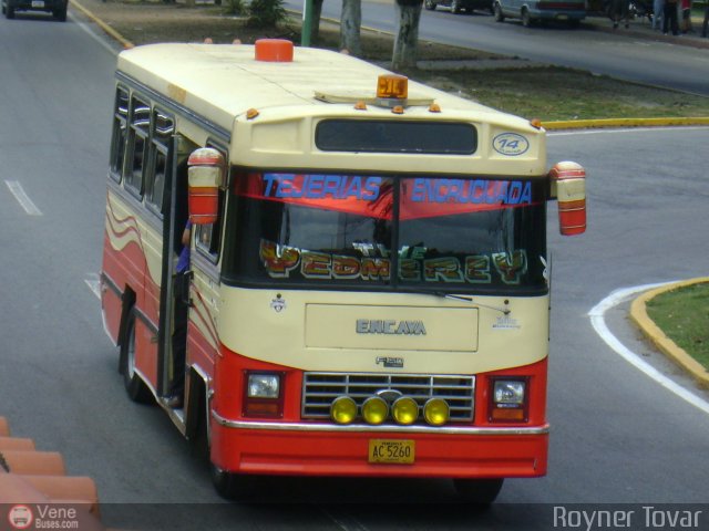 Colectivos Guayas S.A. 014 por Royner Tovar