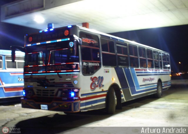 Expresos Nirgua 0123 por Arturo Andrade