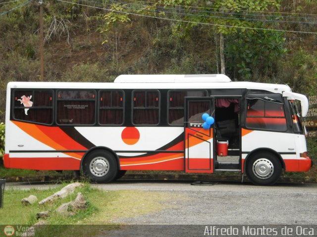 Transporte y Turismo Caldera 01 por Alfredo Montes de Oca