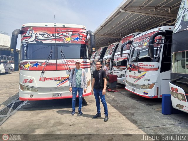 Nuestra gente Ejecutivos-Kova por Josue S�nchez