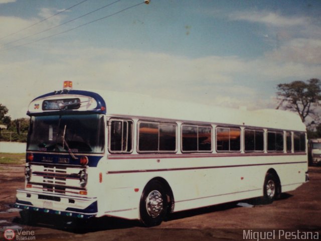 CA - Transporte y Talleres La Libertad 03 por Alejandro Curvelo