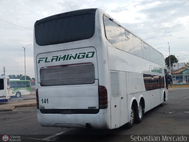 Expresos Flamingo 0141 por Sebasti�n Mercado