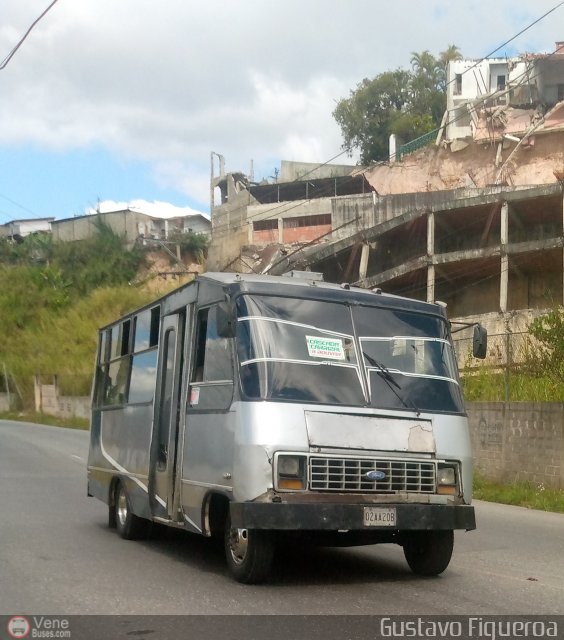 Particular o Desconocido Los Teques por Gustavo Figueroa