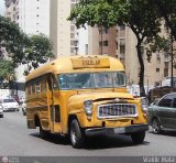 Universitarios y Escolares COL MI-01 Superior Coach Company Cnvncional Corto Trompita04 International Harvester B - Series
