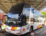 Cruceros Oriente Sur 121, por Michael Caraballo