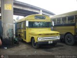 Universitarios y Escolares ESCO-911 Thomas Built Buses Cnvncional Corto Trompita02 Chevrolet - GMC C-30 SmallTire