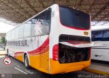 Cruceros Oriente Sur 109, por Michael Caraballo