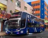 Ejecutivos Carla Tours 1007, por Josue Snchez