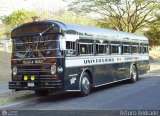 Universidad de Carabobo 190, por Arturo Andrade