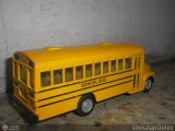 Maquetas y Miniaturas Escolar Blue Bird CV200 International S-Series Schoolmaster
