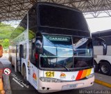 Cruceros Oriente Sur 121, por Michael Caraballo