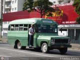 LA - Lara Uno 181 Titan Ensamblaje Superior Cnvncional Corto Trompita01 Chevrolet C-30 SmallTire