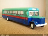 Maquetas y Miniaturas 1 ruta 6 ICeP Superior Coach Company Pioneer Reo C-370