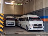 Garajes Paradas y Terminales Ejecutivos-Kova Toyota Hiace Toyota Dyna