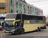 Turismo Express M&O (Per) 965, por Leonardo Saturno