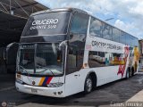 Cruceros Oriente Sur 111, por Carlos Ferreira