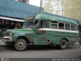 MI - Unin Chaguarama-Tejeras-Los Teques C.A. 01 Superior Coach Company Convencional Corto02 Chevrolet Vikingo
