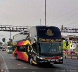 Transportes Cruz del Sur S.A.C. (Per) 8156, por Leonardo Saturno
