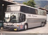 Peli Express 0015, por Cesar Caceres